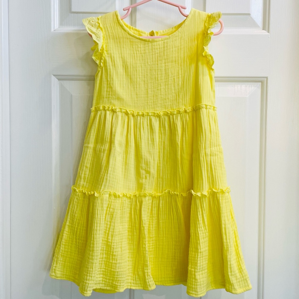 Bright summer dress☀️